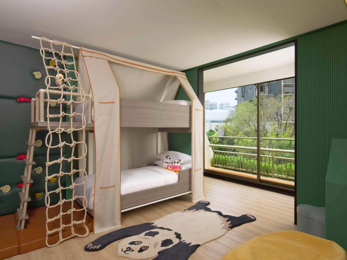 Moevenpick Hotel Bangkok Ploenchit Bdms Экстерьер фото