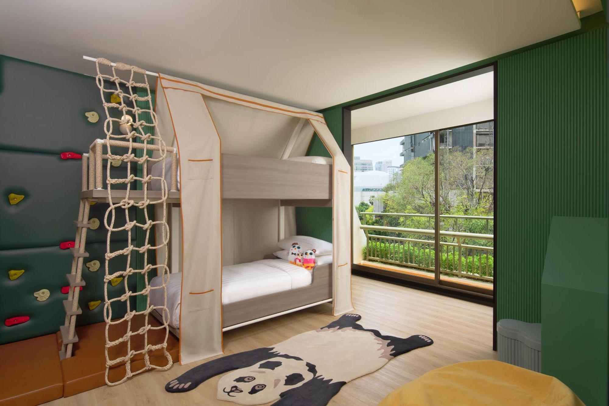Moevenpick Hotel Bangkok Ploenchit Bdms Экстерьер фото
